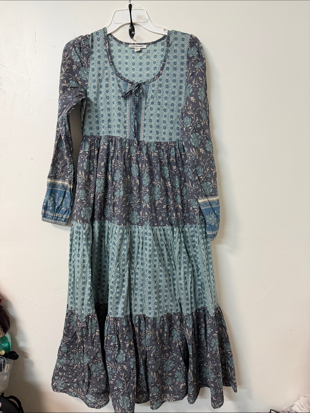 American Eagle Outfitters Blue & Gray Floral Tiered Long Sleeve Maxi Dress